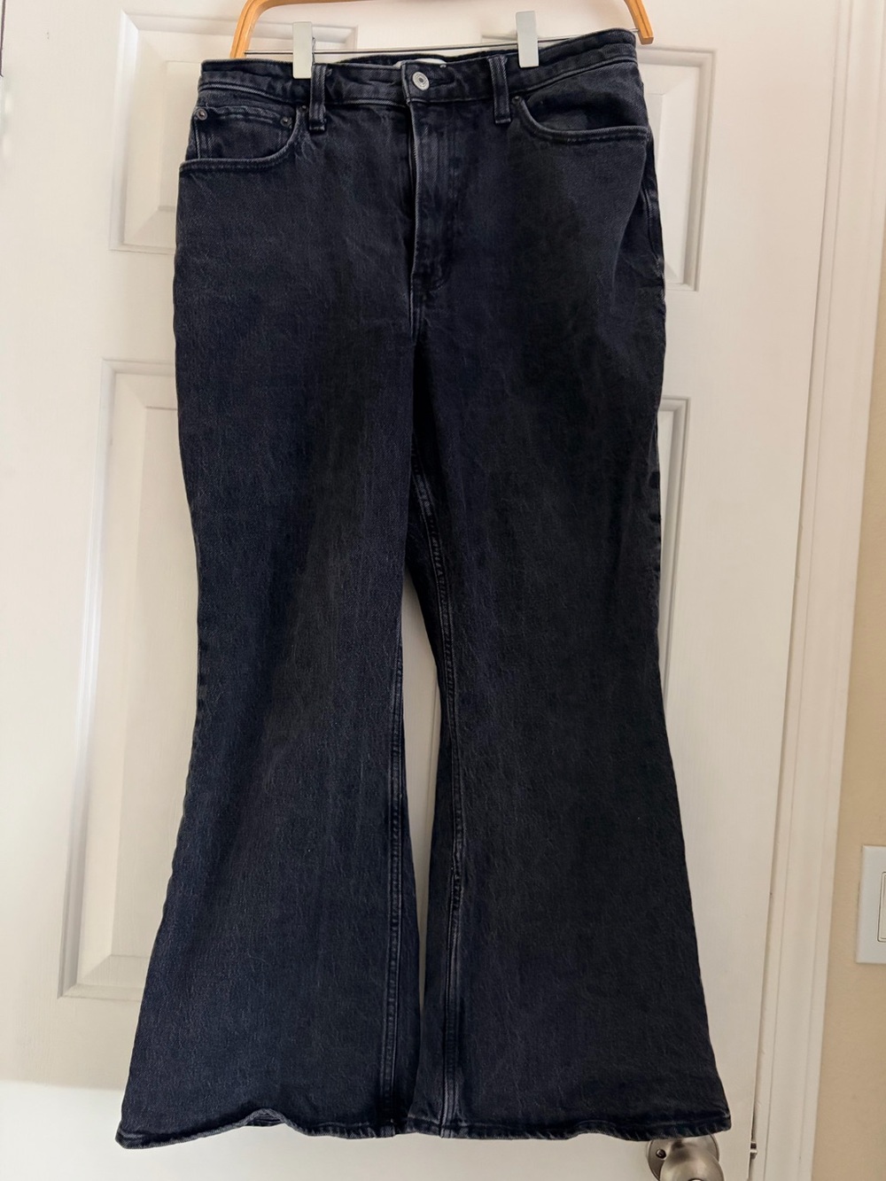 Abercrombie and Fitch Vintage Flare High Rise Jeans in Black